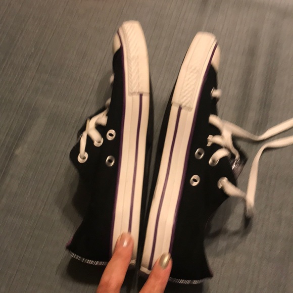 Converse purple and black size 4 us - Picture 4 of 6